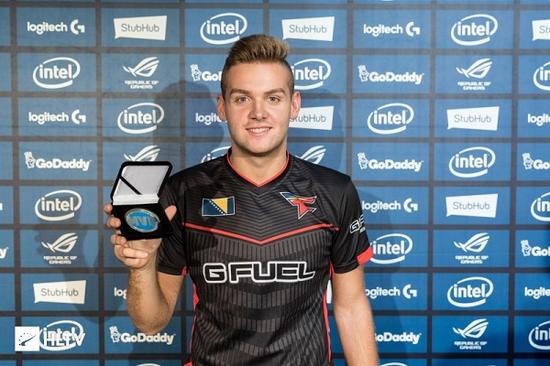 Falcons官推疑似回应apEX传言：纯粹妄想