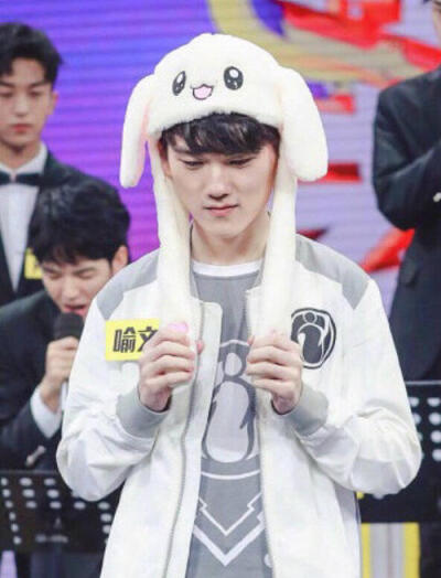 Complexity在BLAST Premier Fall Groups 2024的A组败者组决赛中击败了 Heroic 。