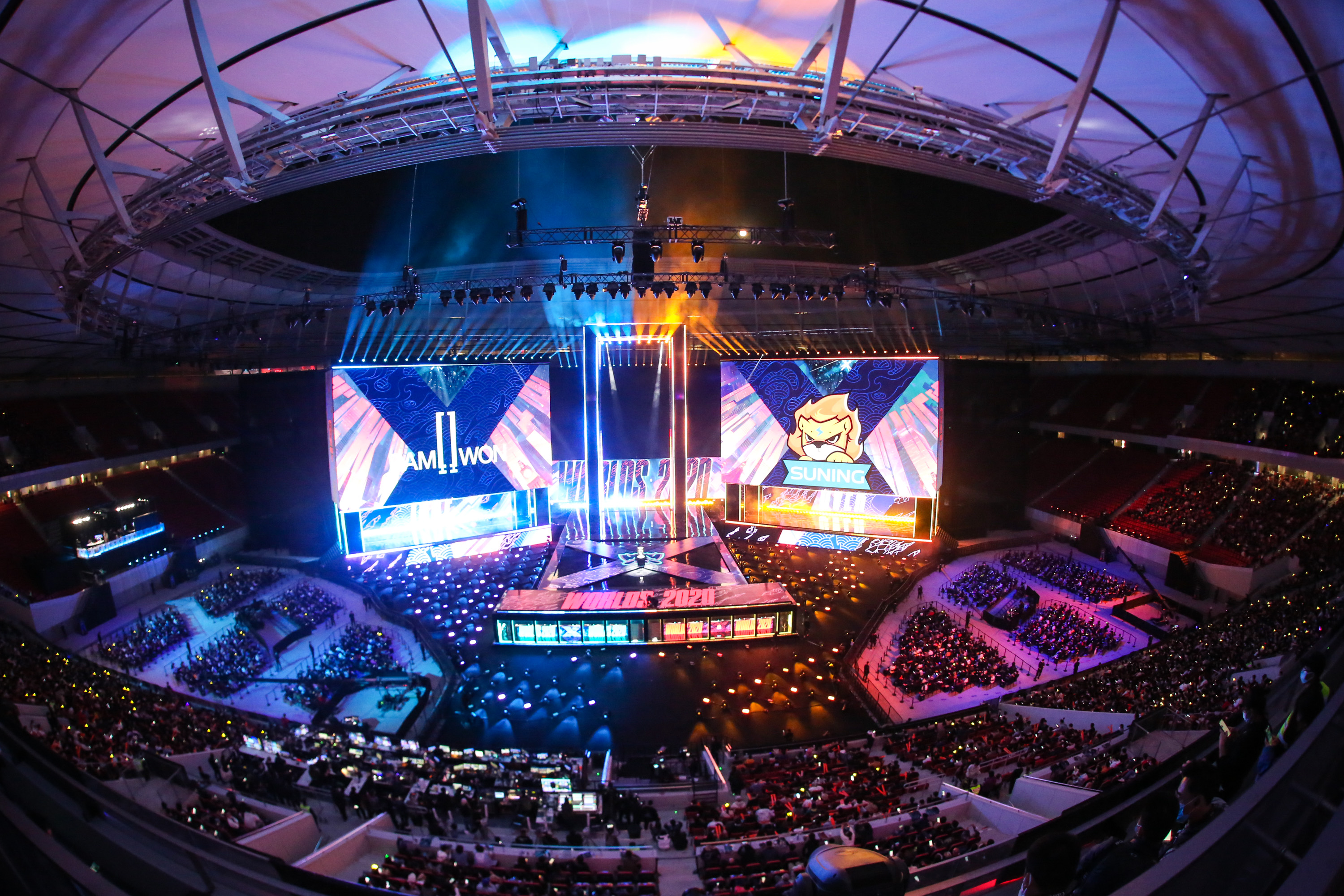 Top Esports 在 LPL 第2分裂 2025 中取得胜利